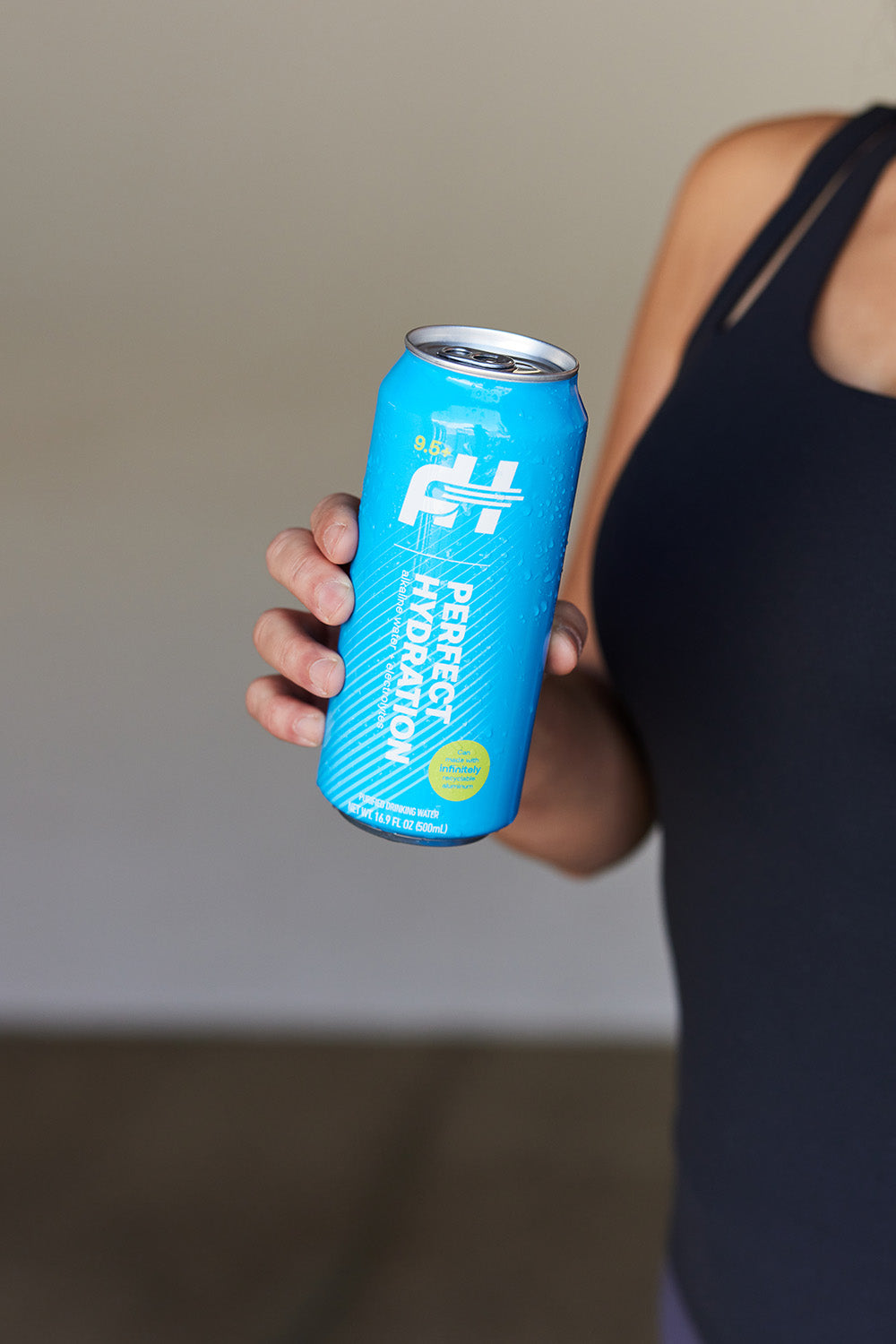 16.9 oz Aluminum Cans of Alkaline Water – Perfect Hydration